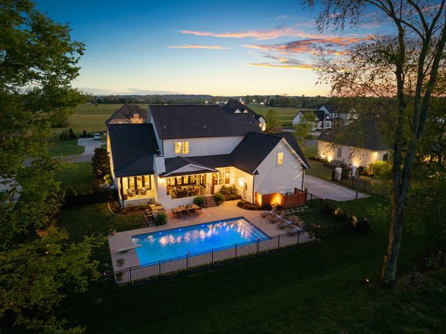 412 Old Orchard Dr, Lascassas, TN 37085