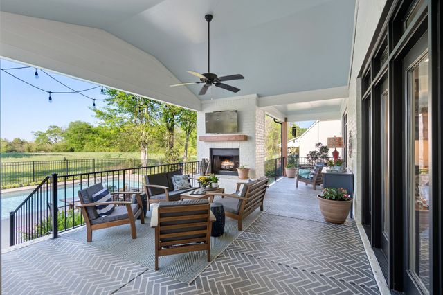 412 Old Orchard Dr, Lascassas, TN 37085