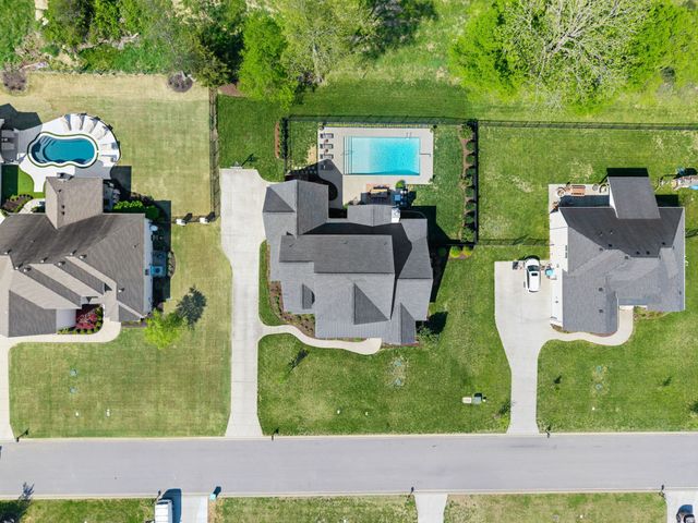 412 Old Orchard Dr, Lascassas, TN 37085