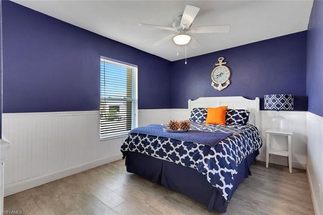 2480 Bayshore DR, Matlacha, FL 33993