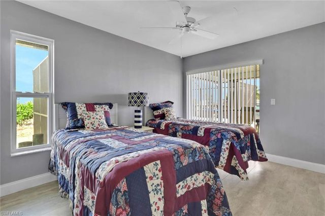 2480 Bayshore DR, Matlacha, FL 33993