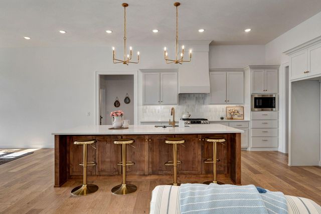 2079 N Silver Charm Avenue, Springfield, MO 65802