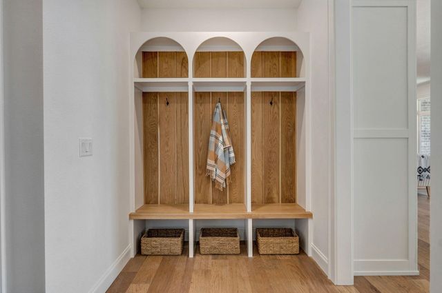 2079 N Silver Charm Avenue, Springfield, MO 65802