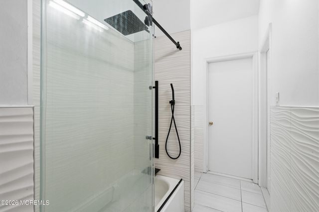 644 Ocean Avenue, Beachwood, NJ 08722