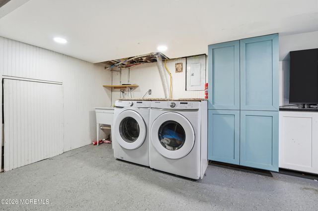 644 Ocean Avenue, Beachwood, NJ 08722