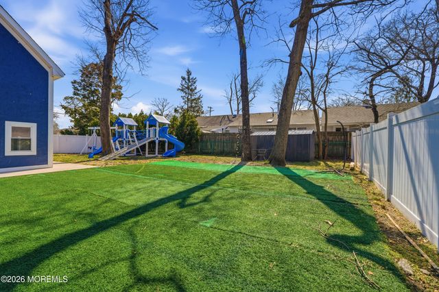 644 Ocean Avenue, Beachwood, NJ 08722