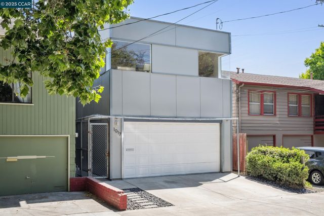 1017 45Th St, Emeryville, CA 94608