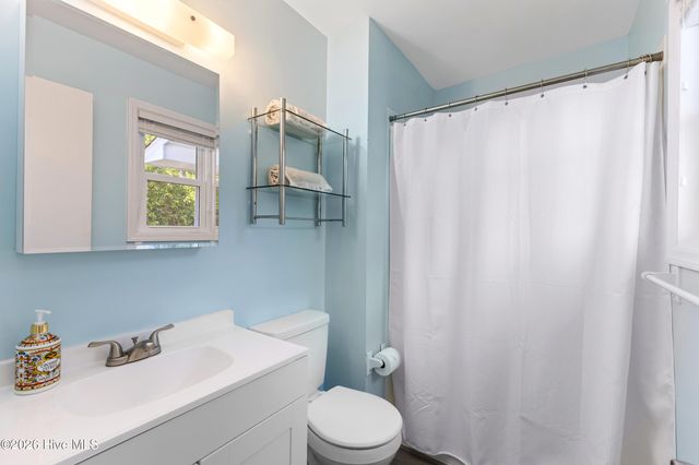 223 Oyster Lane, N Topsail Beach, NC 28460
