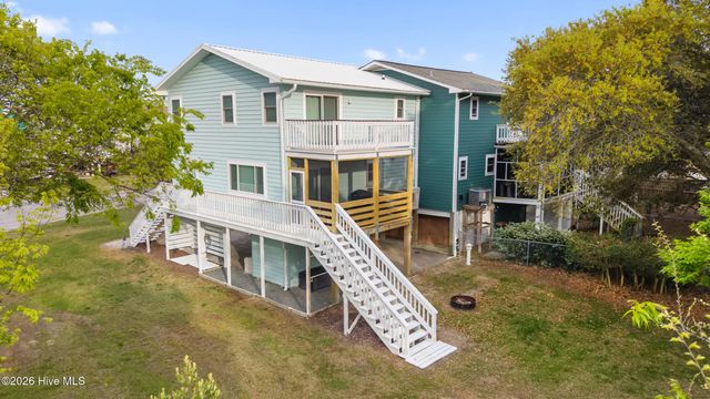 223 Oyster Lane, N Topsail Beach, NC 28460