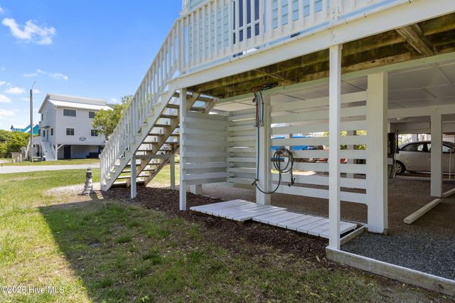 223 Oyster Lane, N Topsail Beach, NC 28460