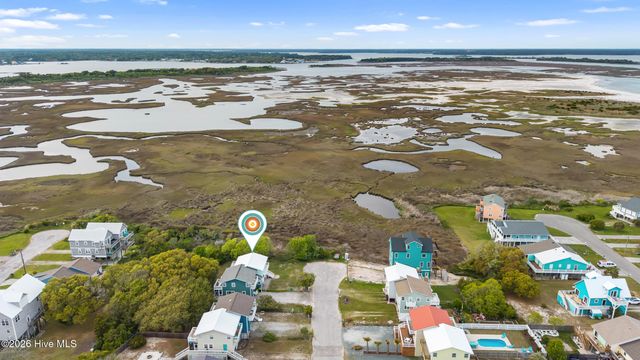 223 Oyster Lane, N Topsail Beach, NC 28460