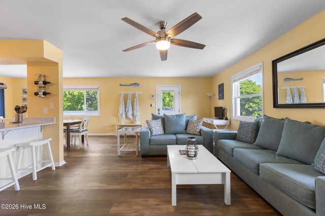 223 Oyster Lane, N Topsail Beach, NC 28460