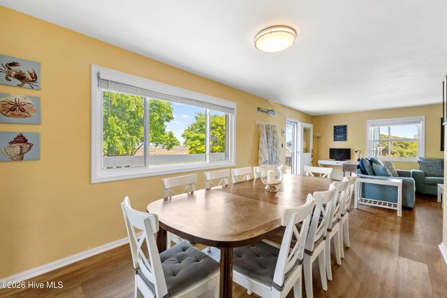 223 Oyster Lane, N Topsail Beach, NC 28460