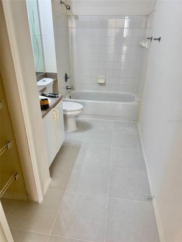 122 VISTA VERDI CIRCLE 228, Lake Mary, FL 32746