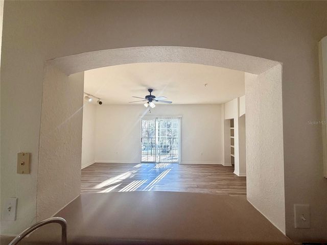 122 VISTA VERDI CIRCLE 228, Lake Mary, FL 32746