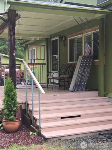 313 Minkler Road, Winlock, WA 98596