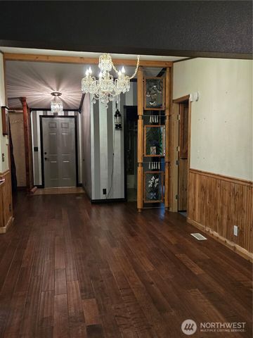 313 Minkler Road, Winlock, WA 98596