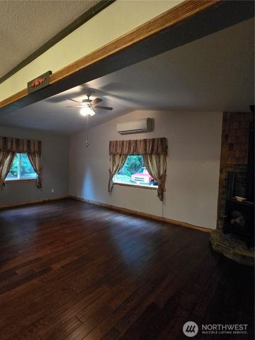 313 Minkler Road, Winlock, WA 98596