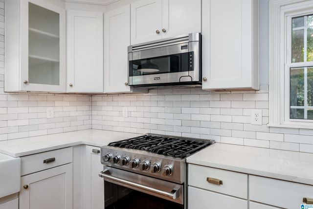 3412 KETTERING LANE, Vestavia Hills, AL 35243