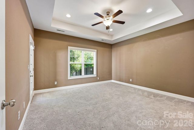 2612 Poplar Cove Drive NW, Concord, NC 28027
