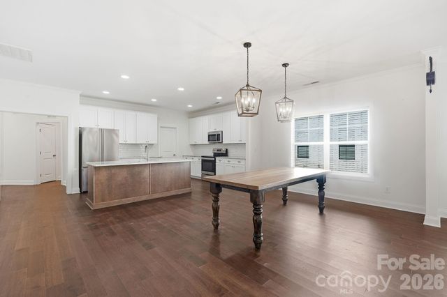 2612 Poplar Cove Drive NW, Concord, NC 28027