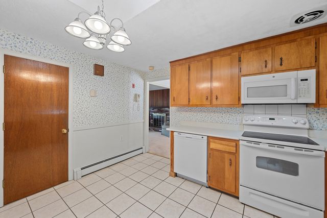 42 Pinebrook Lane, Holden, MA 01520
