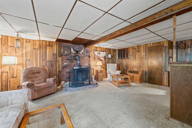 42 Pinebrook Lane, Holden, MA 01520