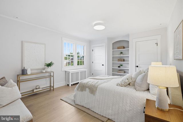 1711 SURREY LN NW, Washington, DC 20007