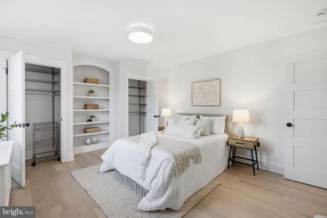 1711 SURREY LN NW, Washington, DC 20007