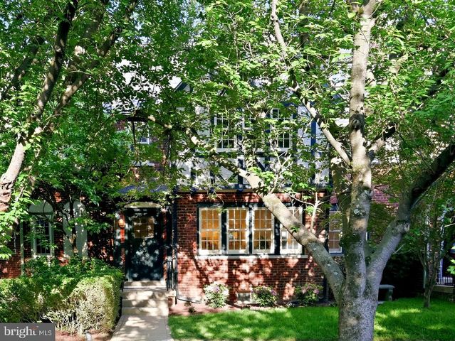 1711 SURREY LN NW, Washington, DC 20007