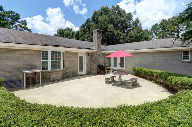 90 Stagecoach Road, Bloomingdale, GA 31302