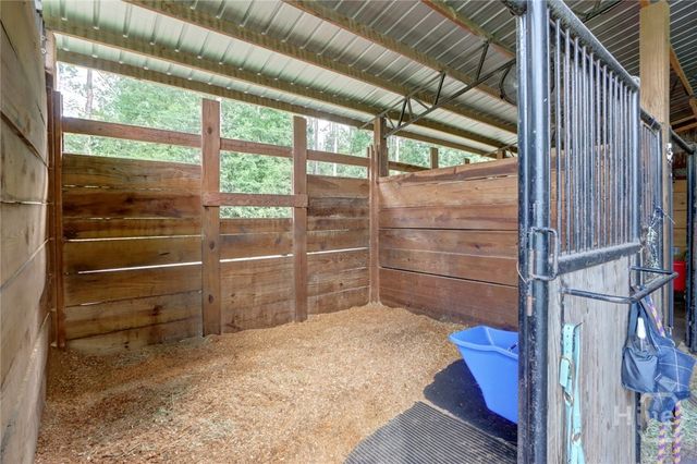 90 Stagecoach Road, Bloomingdale, GA 31302