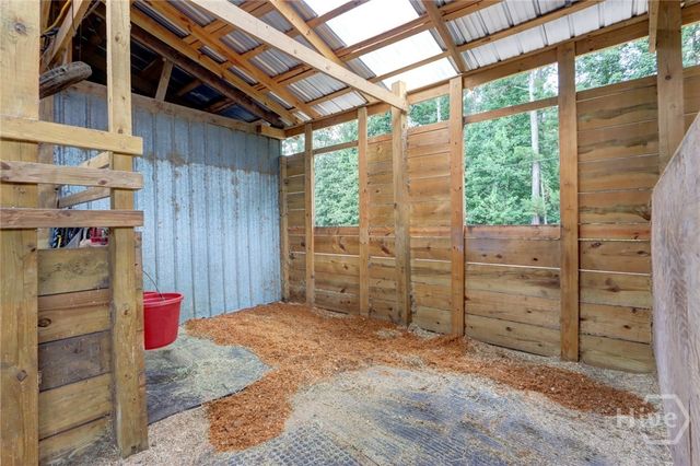 90 Stagecoach Road, Bloomingdale, GA 31302