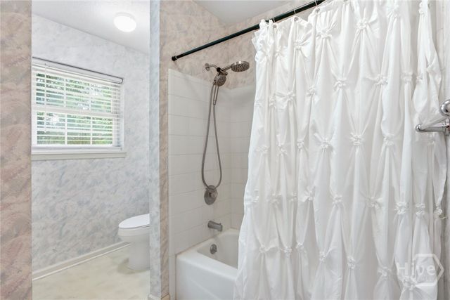 90 Stagecoach Road, Bloomingdale, GA 31302