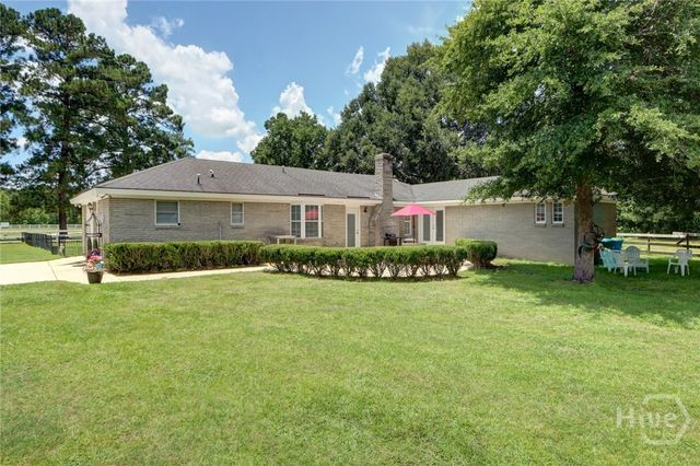 90 Stagecoach Road, Bloomingdale, GA 31302