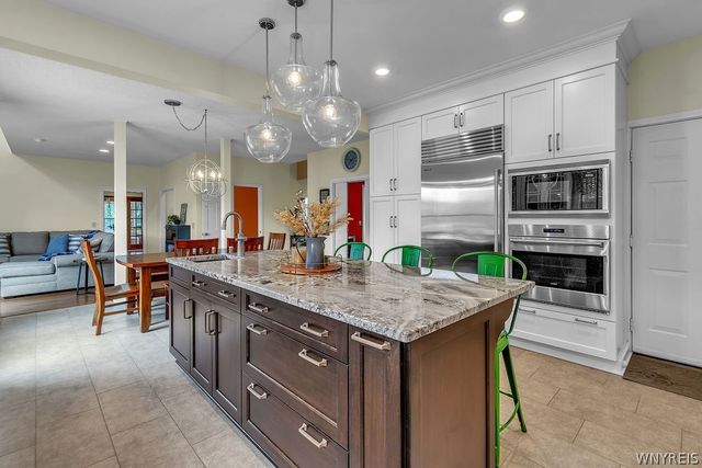 10290 Clarence Center Road, Clarence, NY 14031