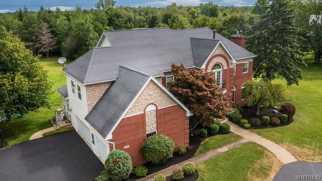 10290 Clarence Center Road, Clarence, NY 14031