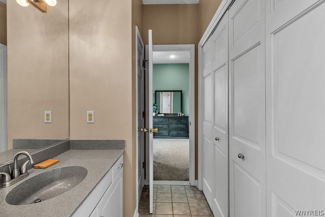 10290 Clarence Center Road, Clarence, NY 14031