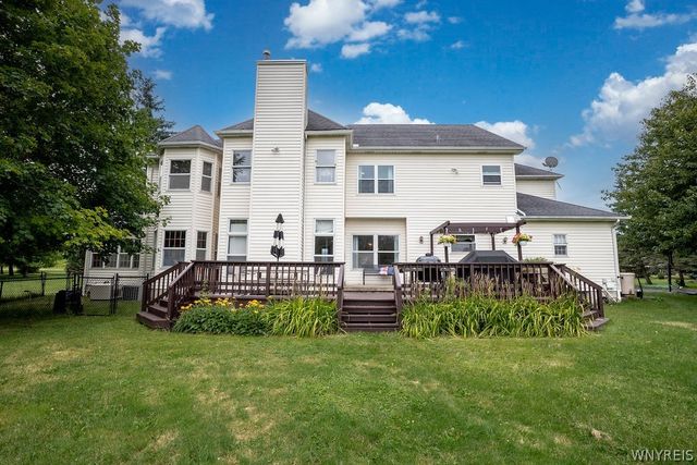 10290 Clarence Center Road, Clarence, NY 14031