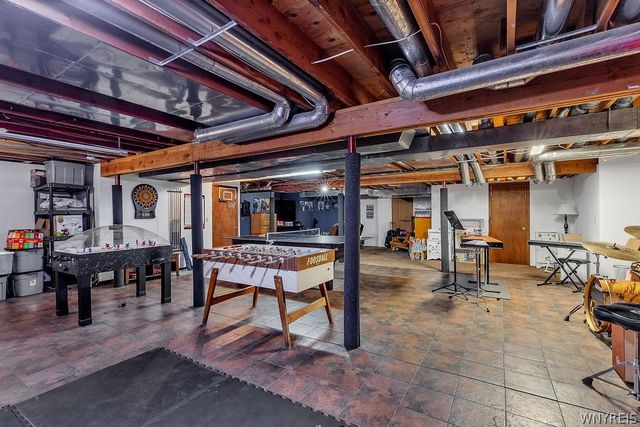 10290 Clarence Center Road, Clarence, NY 14031