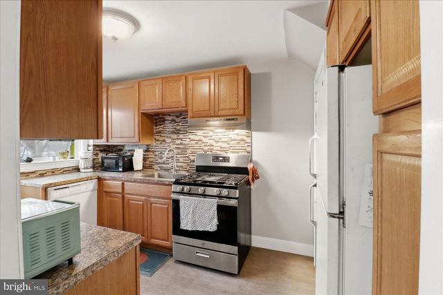 838 HELEN AVE, Lancaster, PA 17601