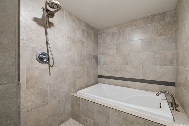 1200 Queen Emma Street 1501, Honolulu, HI 96813