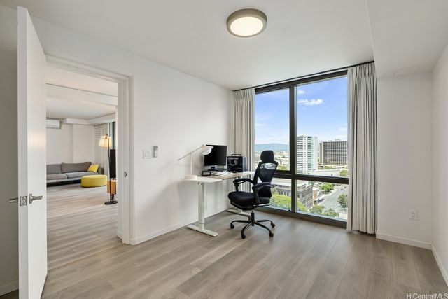 1200 Queen Emma Street 1501, Honolulu, HI 96813