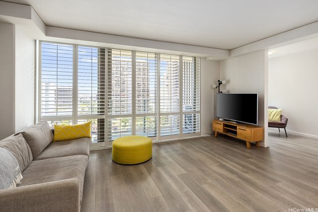 1200 Queen Emma Street 1501, Honolulu, HI 96813