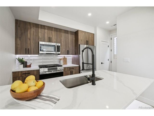 2109 S Cherokee St, Denver, CO 80222