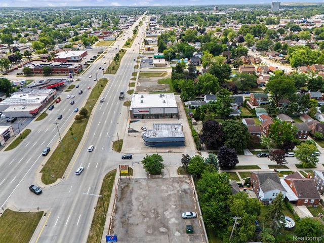 14222 Fort Street, Southgate, MI 48195