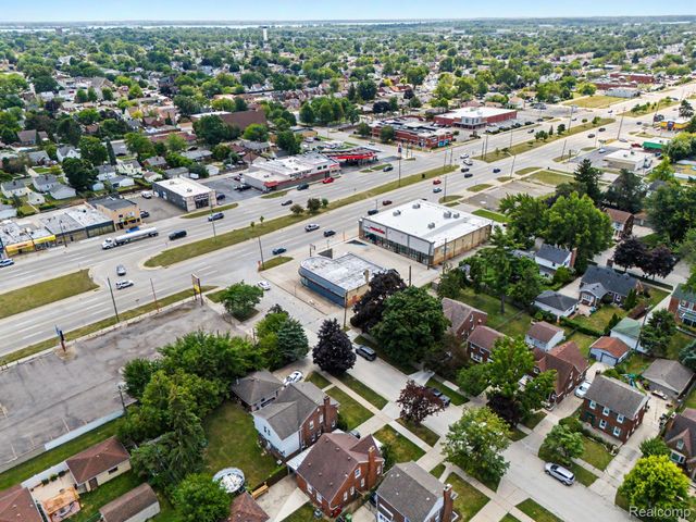 14222 Fort Street, Southgate, MI 48195