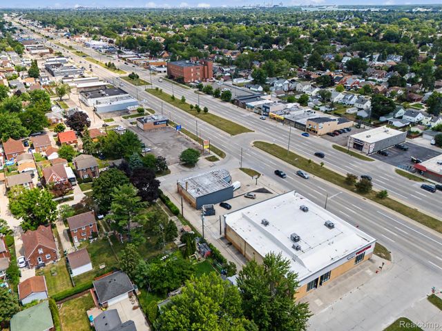 14222 Fort Street, Southgate, MI 48195