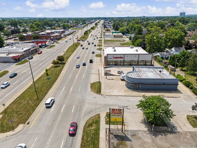14222 Fort Street, Southgate, MI 48195