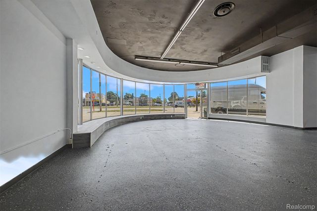 14222 Fort Street, Southgate, MI 48195